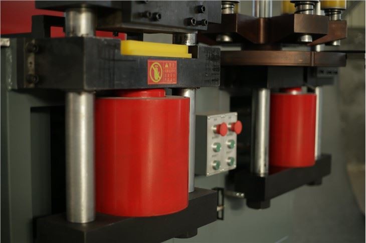 Cnc Hydraulic Busbar Processing Machine